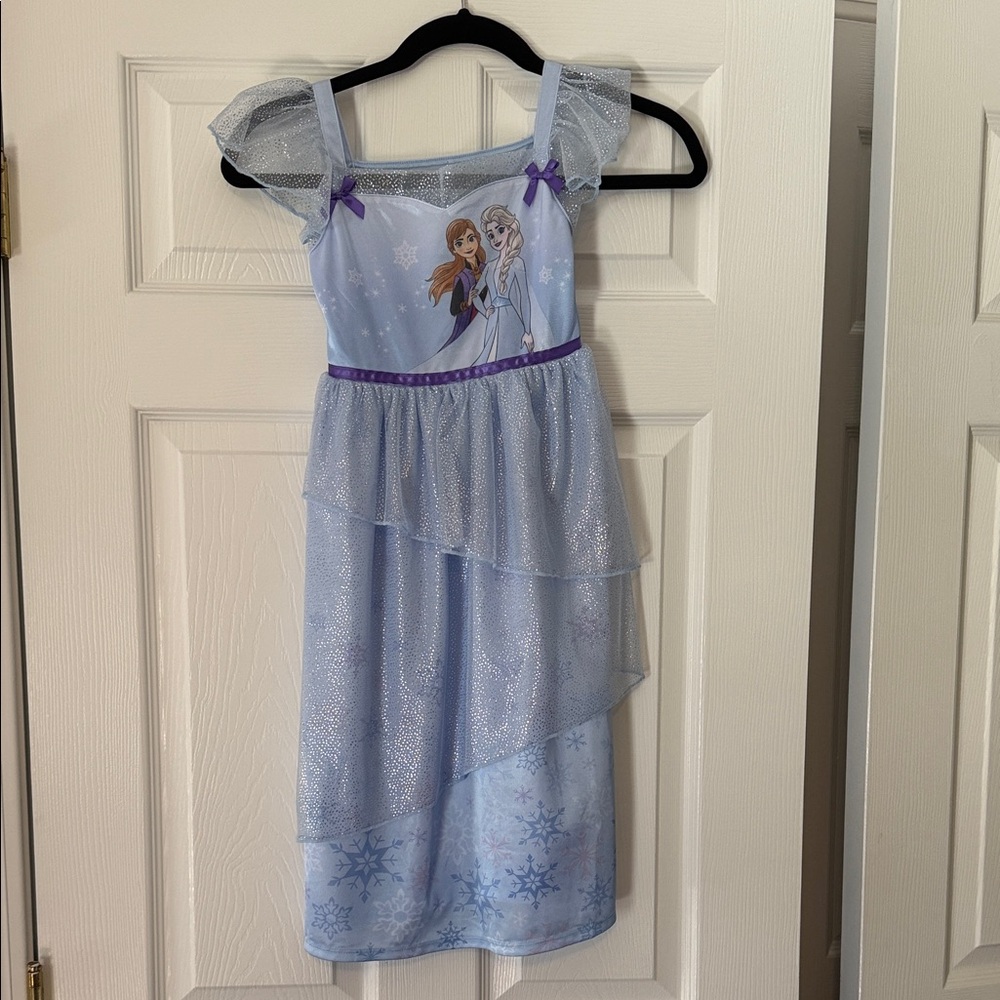 Like New Disney Frozen Elsa Anna Sleeveless Nightgown Dress Costume size 6